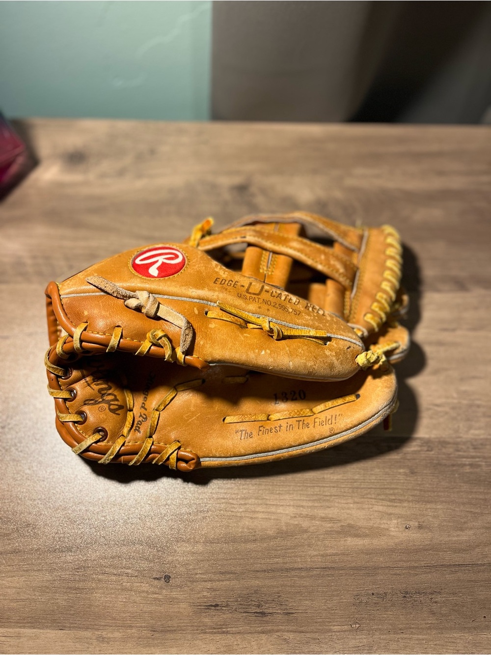 Vintage Rawlings Cal Ripken Jr men’s glove 1320